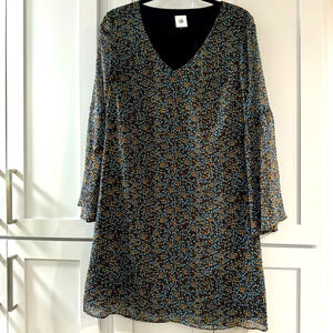 CAbi Poise‎ Bell Sleeve Floral Print Dress size Small